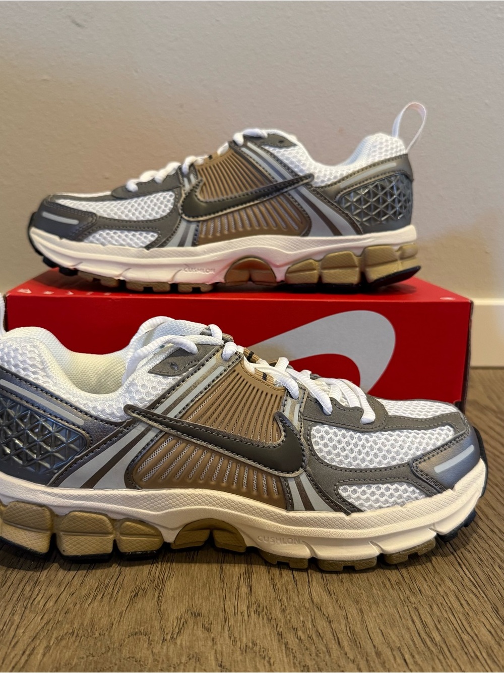 Nike Vomero 5 Metallic Pewter